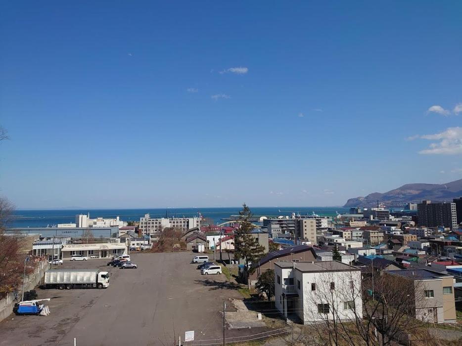 Otaru Guest House Tarune Екстериор снимка